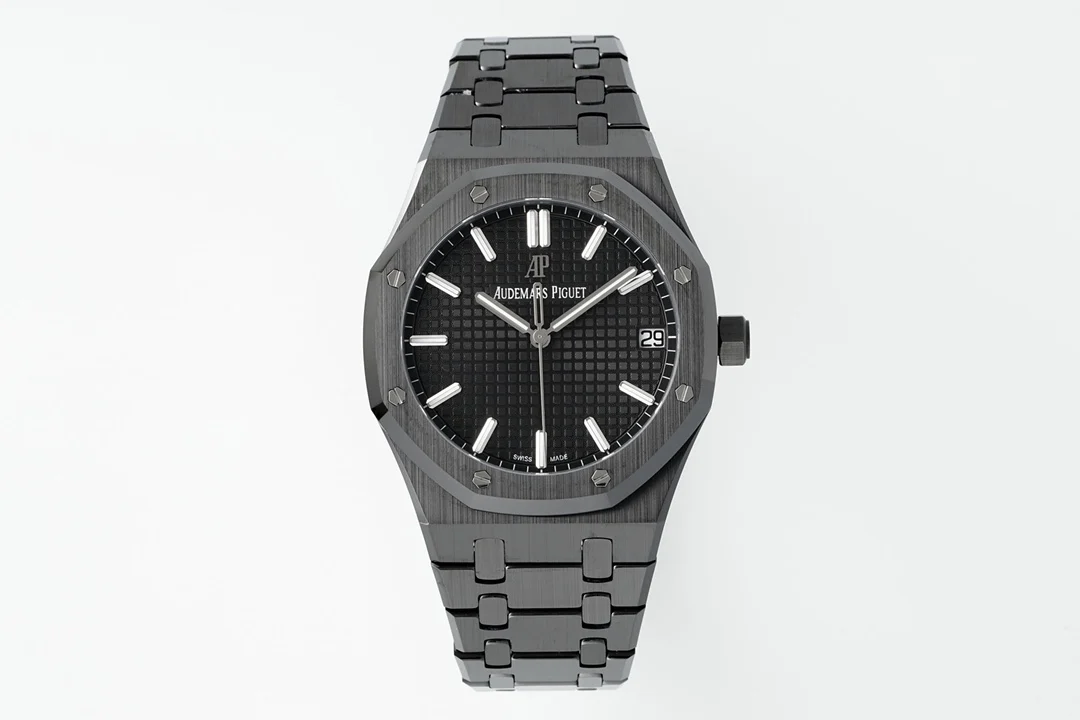 Royal Oak 41mm 15500 Black Ceramic/Cer Black Dial?
