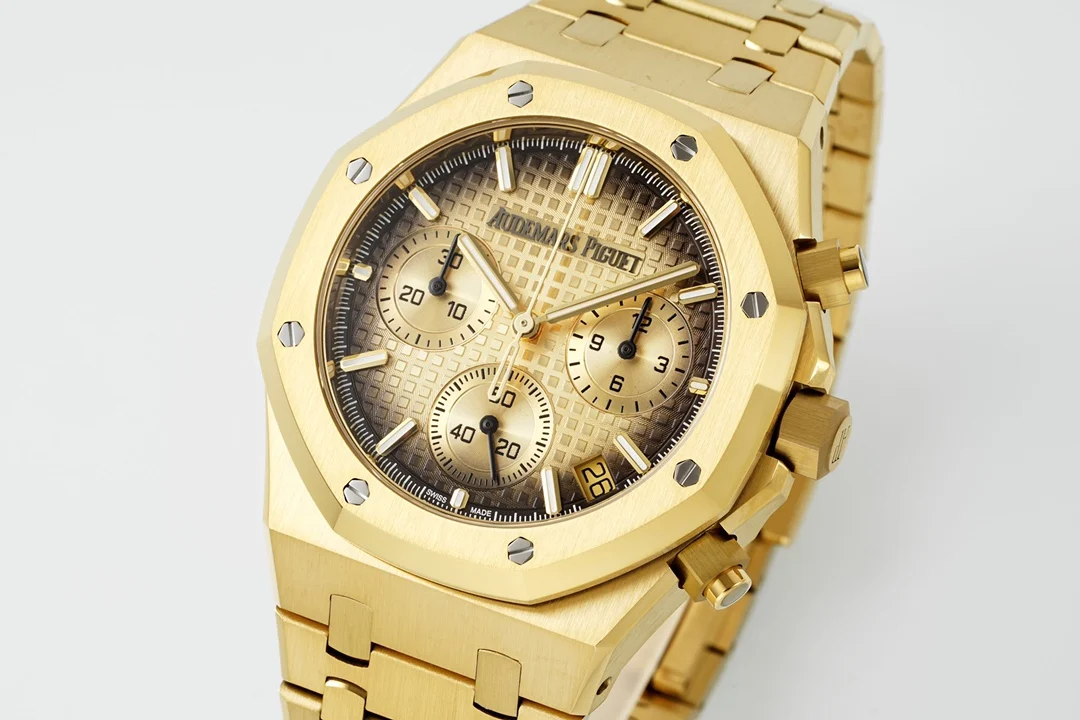 Royal Oak Chrono 26240BA 41mm YG/YG Gold Dial