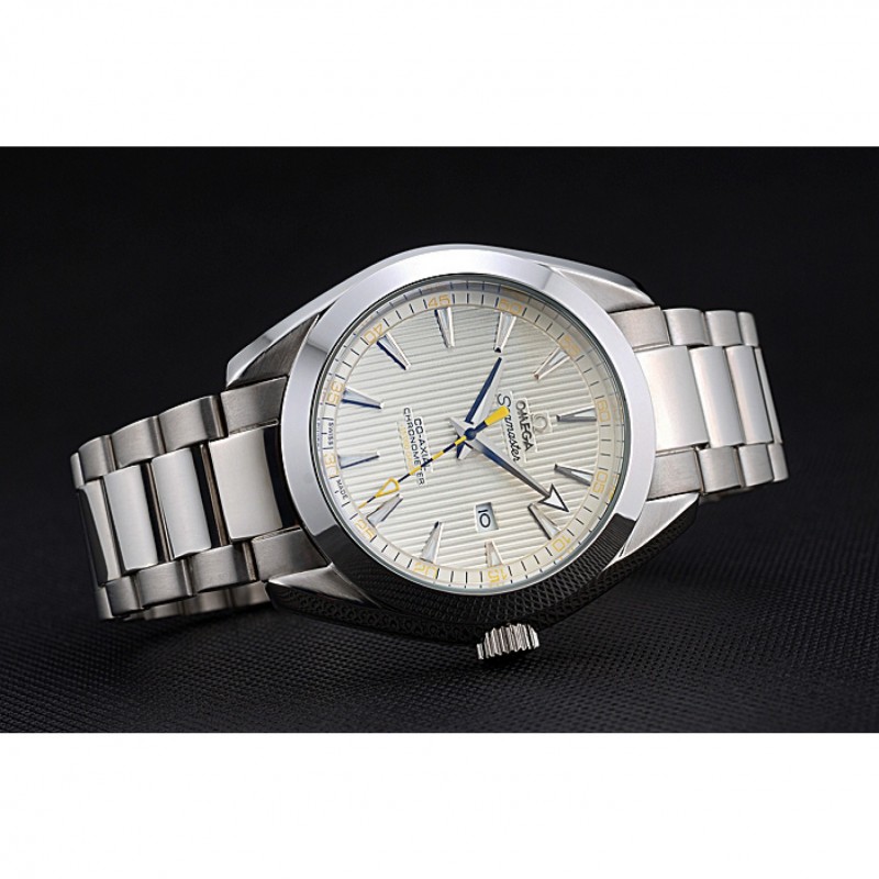 Omega Seamaster 622525 Replica Watch, Automatic Movement, White Dial, Brushed Stainless Steel Case