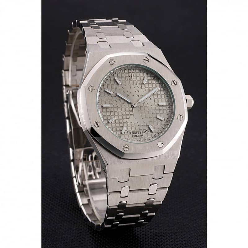 Audemars Piguet Royal Oak Replica Watch, Quartz Movement, Silver Dial, Brushed Steel Case, Model