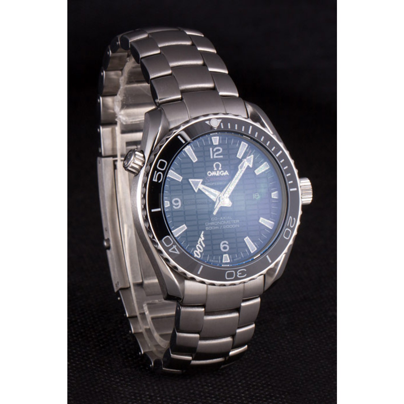 Omega Seamaster 621381 James Bond Skyfall Automatic Silver Dial Replica Watch