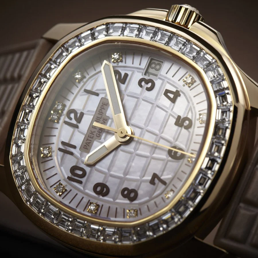 Aquanaut 5068 RG PPF 1:1 Best Edition White Textured Dial on Pink Rubber Strap 324CS