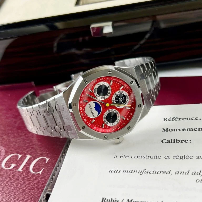 Audemars Piguet Royal Oak Chronograph 26574ST Red Dial