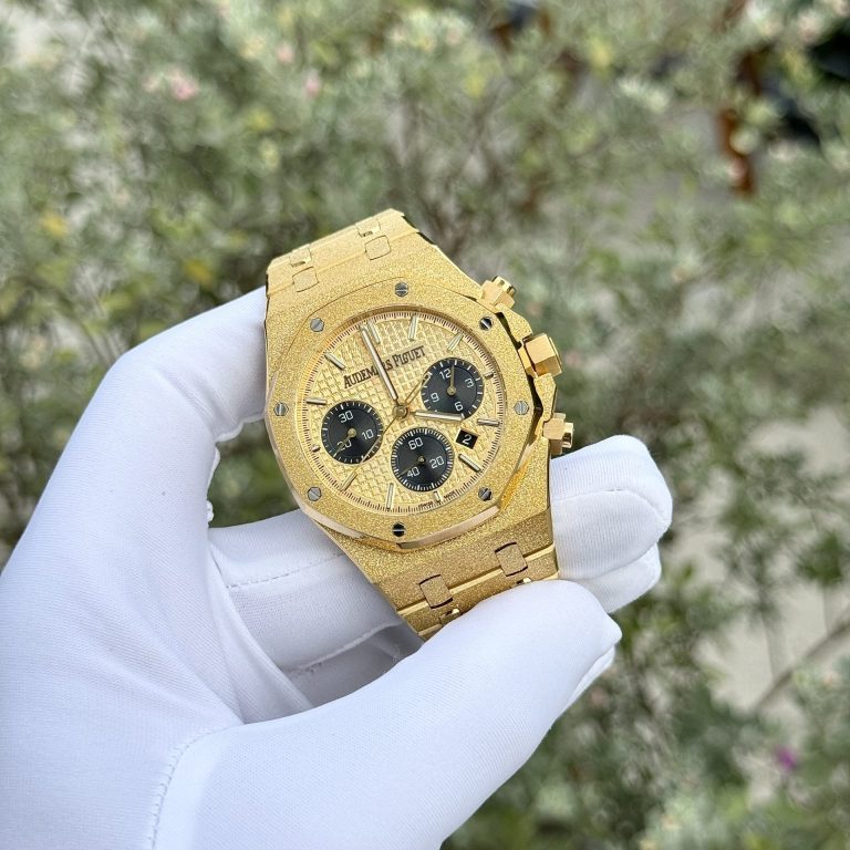 Audemars Piguet Royal Oak 26331 41mm Frosted Gold?