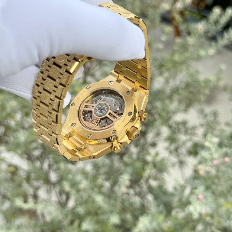 Audemars Piguet Royal Oak 26331 41mm Frosted Gold?