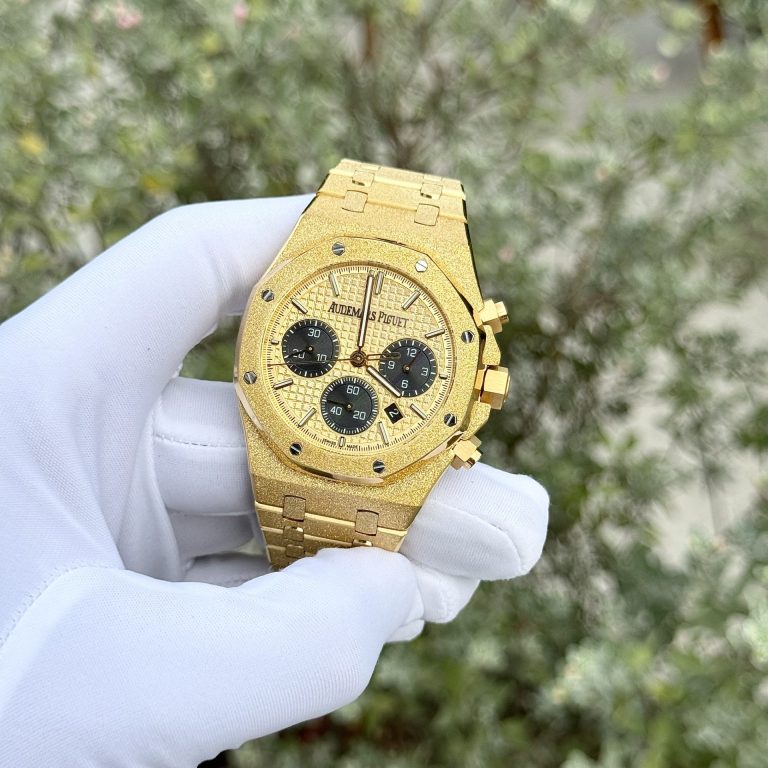 Audemars Piguet Royal Oak 26331 41mm Frosted Gold?