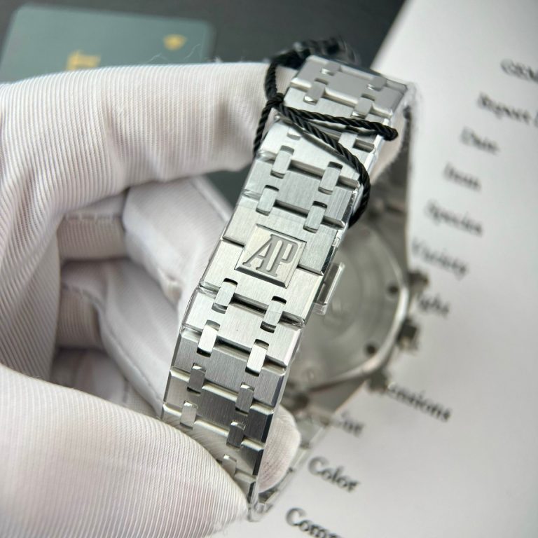 Audemars Piguet Royal Oak 26715ST 38mm with Blue Dial by ZF Factory