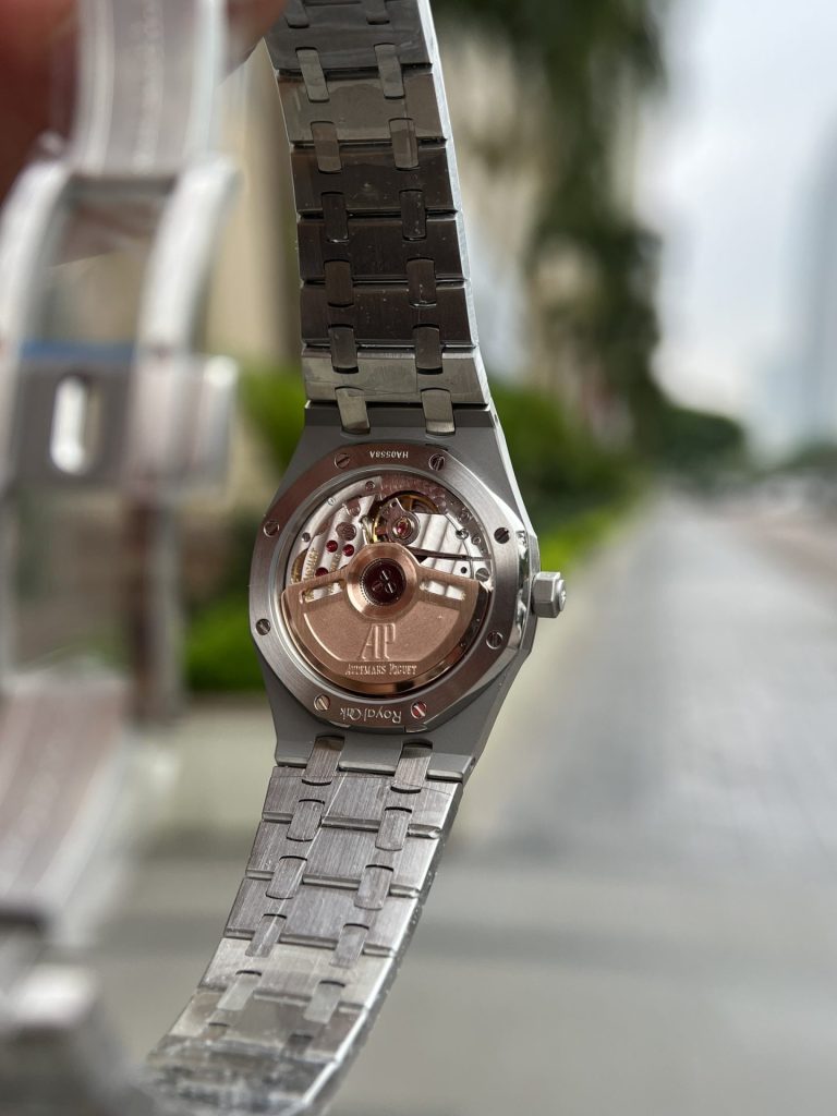 Audemars Piguet Royal Oak 34mm with White Dial and Metal Wire Bracelet