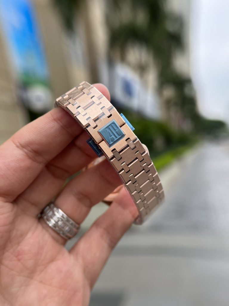 Audemars Piguet Royal Oak 34mm Rose Gold with White Dial