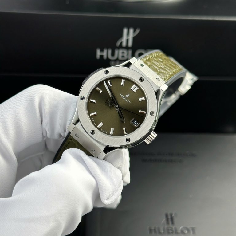 Hublot Classic Fusion Women??s 33mm Green Dial