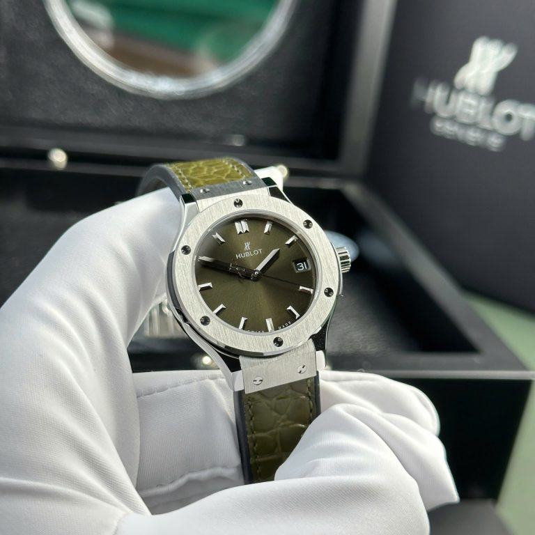 Hublot Classic Fusion Women??s 33mm Green Dial