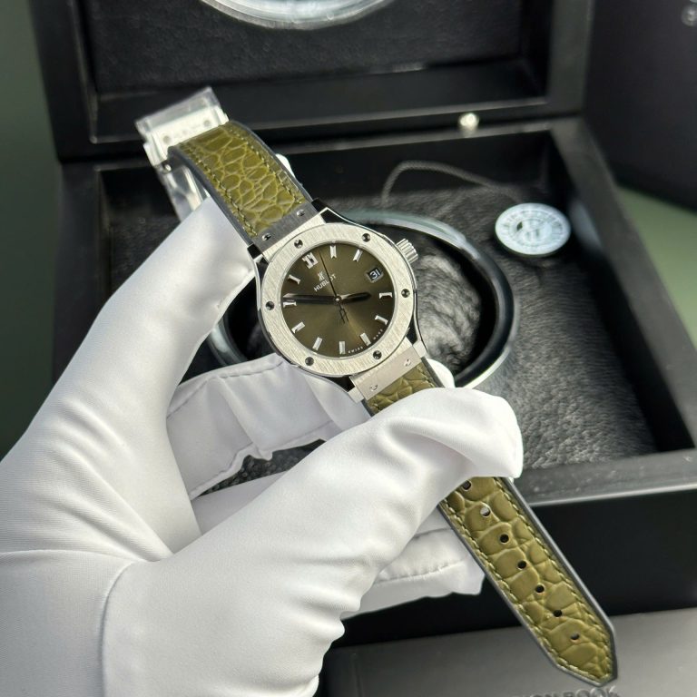 Hublot Classic Fusion Women??s 33mm Green Dial