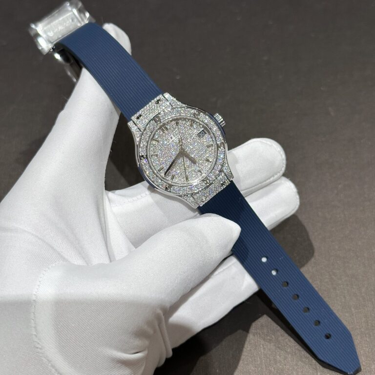 Hublot Classic Fusion Blue Rubber Strap Moissanite Diamond 33mm