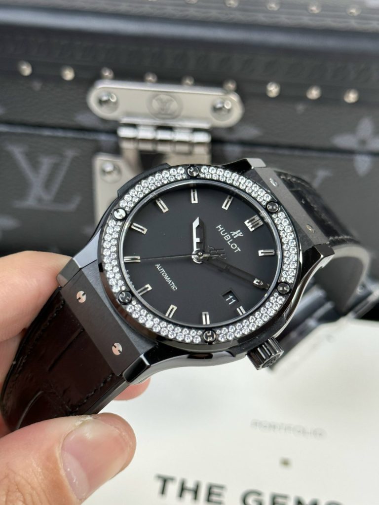 Hublot Classic Fusion Ceramic With Stone Swarovski Refined 42mm
