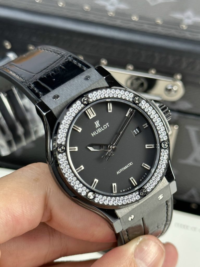 Hublot Classic Fusion Ceramic With Stone Swarovski Refined 42mm