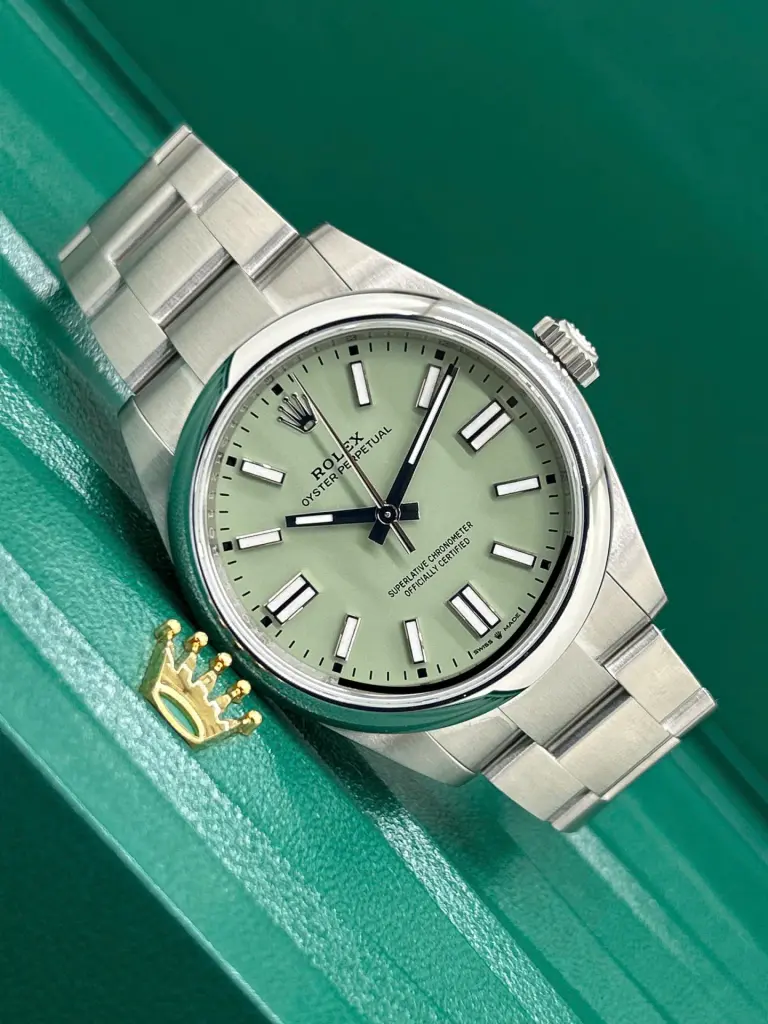 Rolex Oyster Perpetual 134300 Super Clone