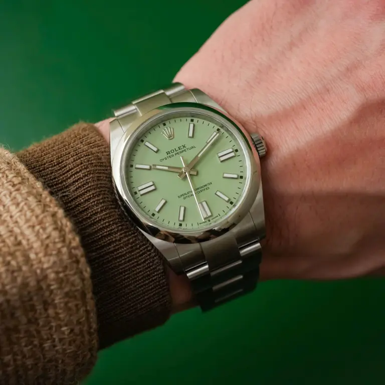 Rolex Oyster Perpetual 134300 Super Clone