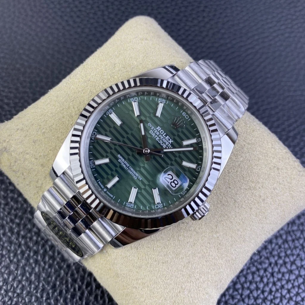 Rolex DateJust 41mm 126334-0030 Clean Factory 1:1 Green Fluted Dial on SS Jubilee Bracelet Super Clone