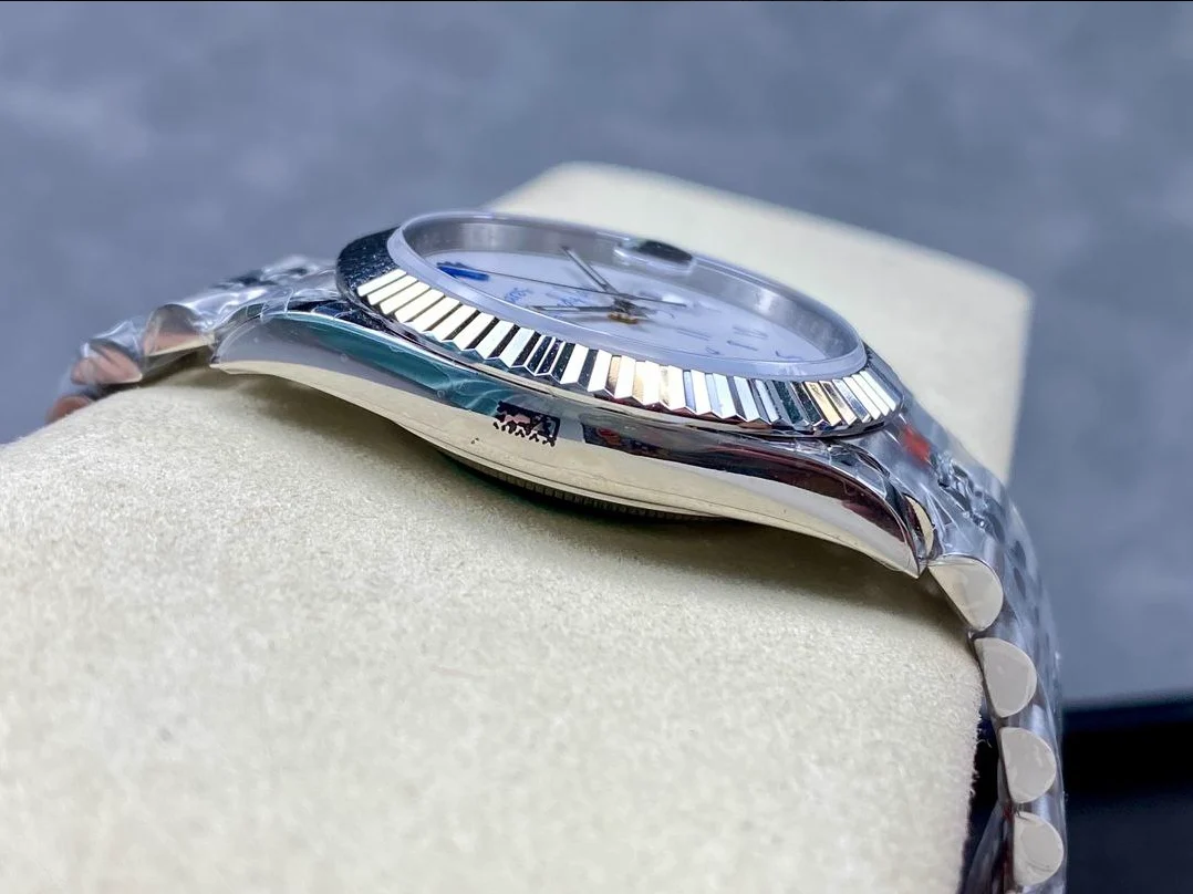 Rolex Datejust: Who Cares, I??m Already Late