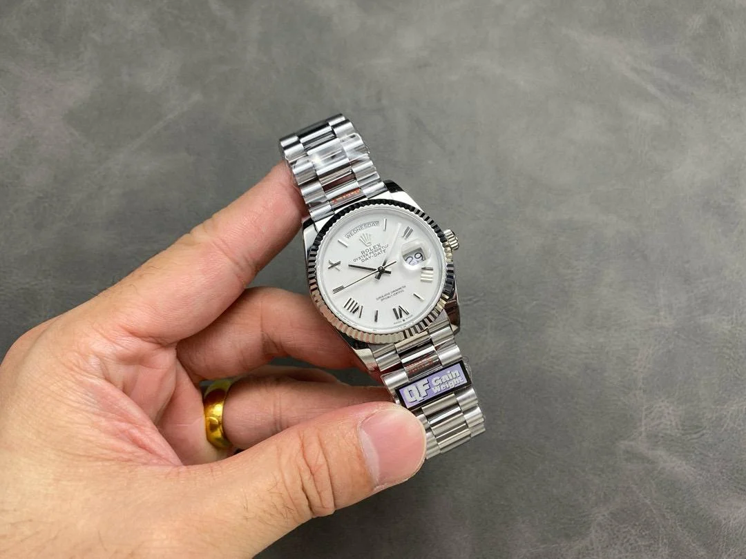 Rolex Day-Date 40 228239 Super Clone White Dial
