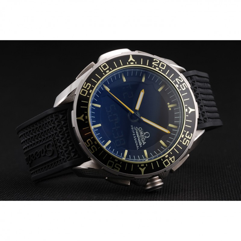 Omega Speedmaster - Quartz - Japanese - Brushed Stainless Steel - Chronograph - Sapphire Crystal