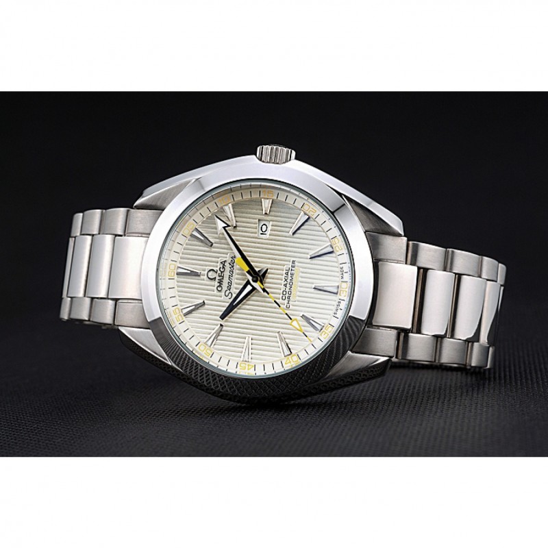 Omega Seamaster 622525 Replica Watch, Automatic Movement, White Dial, Brushed Stainless Steel Case
