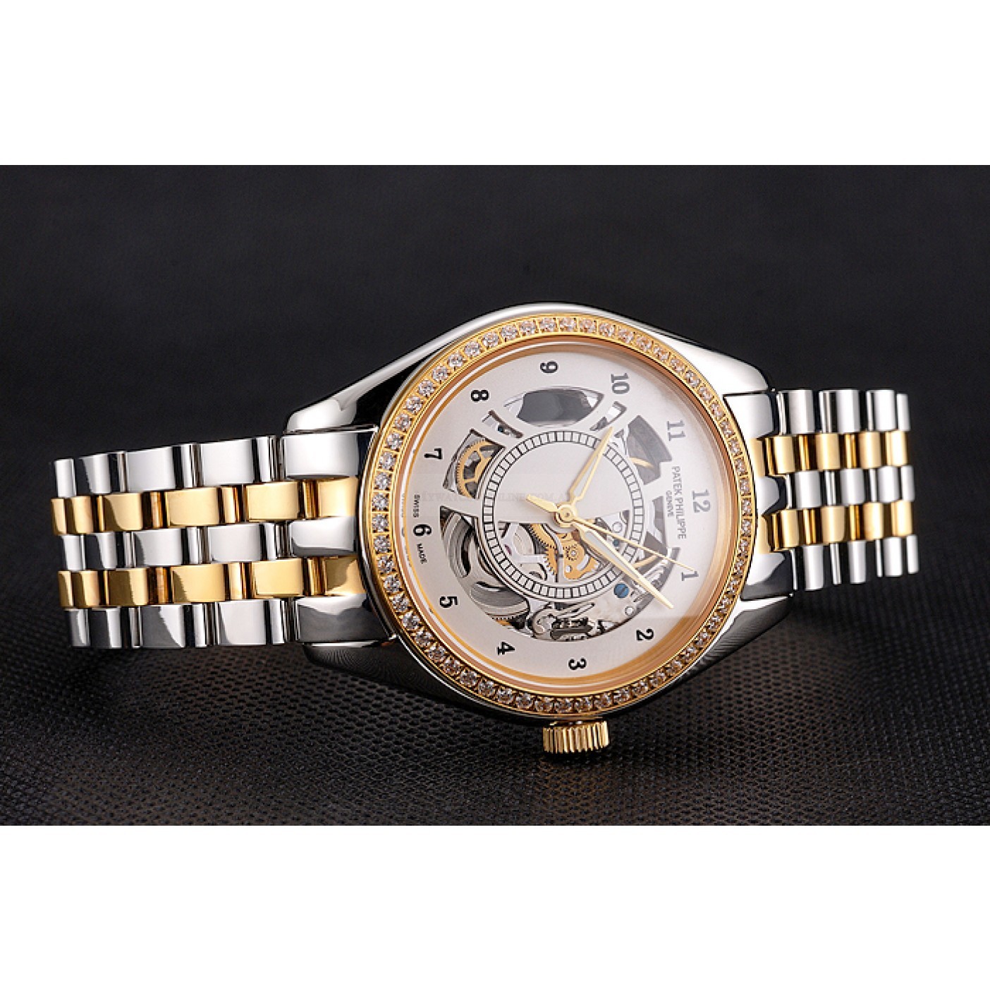 Patek Philippe Calatrava - Automatic - 48x37mm - Polished Stainless Steel - Diamond Bezel - 18k